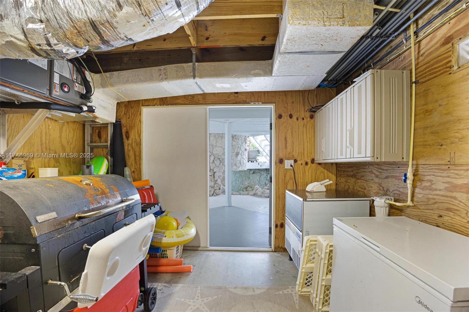 SUMMERLAND BEACH AMD - Residential