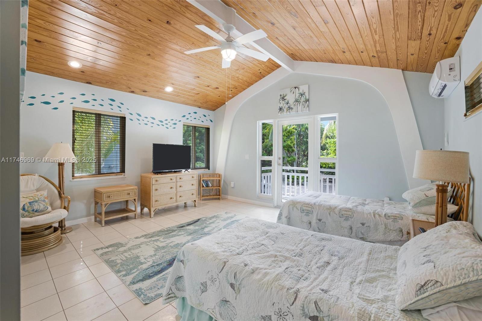 SUMMERLAND BEACH AMD - Residential