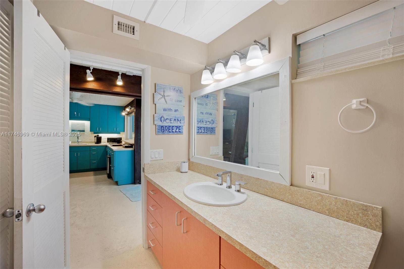 SUMMERLAND BEACH AMD - Residential