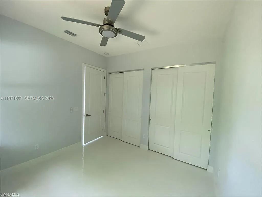 3738 SE santa barbara pl