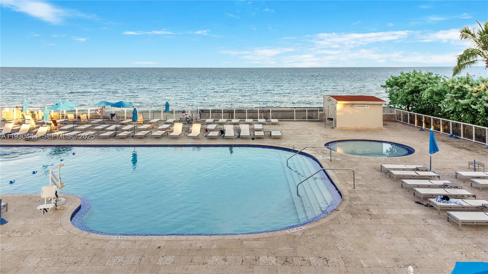 THE AVENTURA BEACH CLUB C - Residential