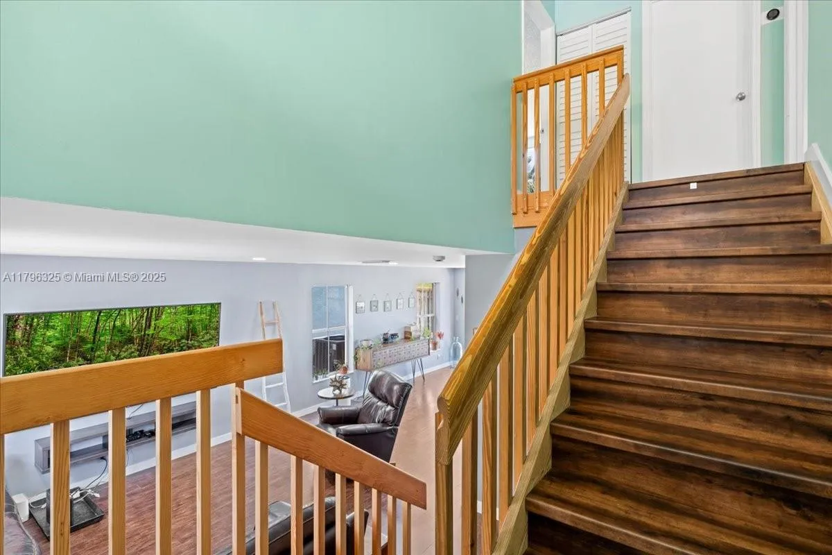 Davie, Florida 33328, United States, 3 Bedrooms Bedrooms, ,3 BathroomsBathrooms,Residential,Active,123311