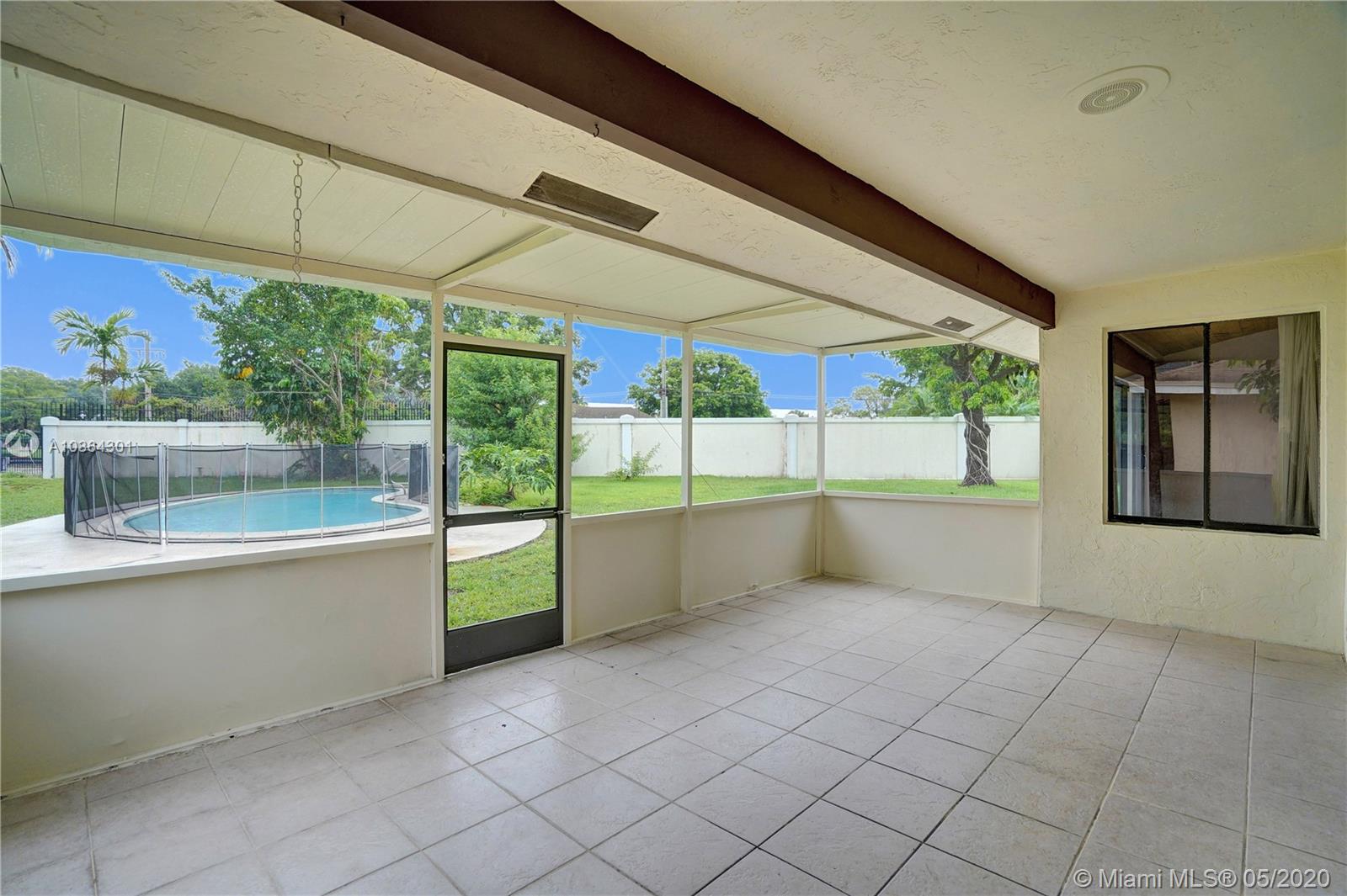 BOULEVARD NORTH - Residential