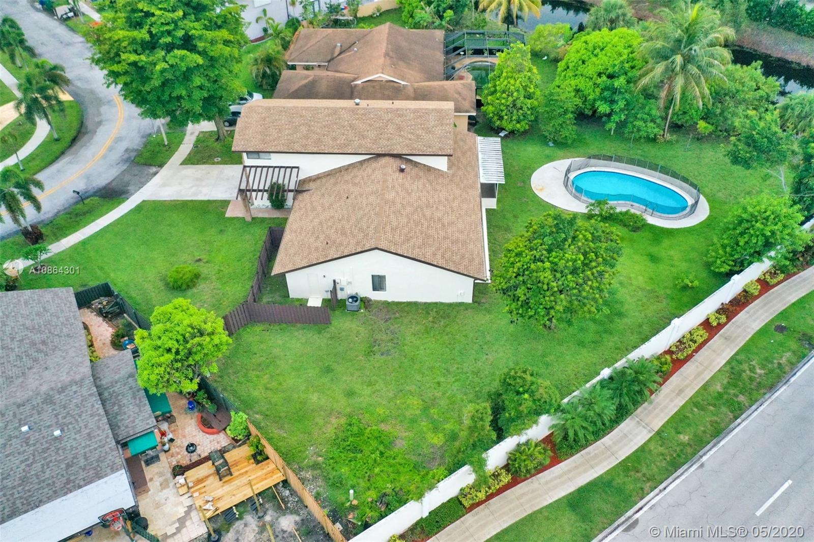 BOULEVARD NORTH - Residential