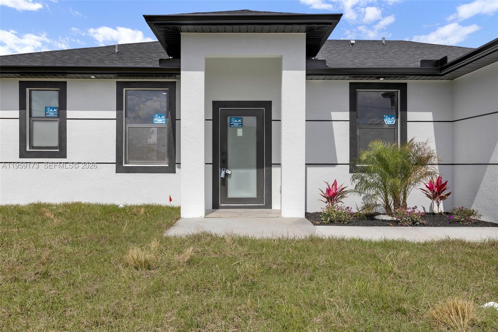 LEHIGH ACRES - Residential