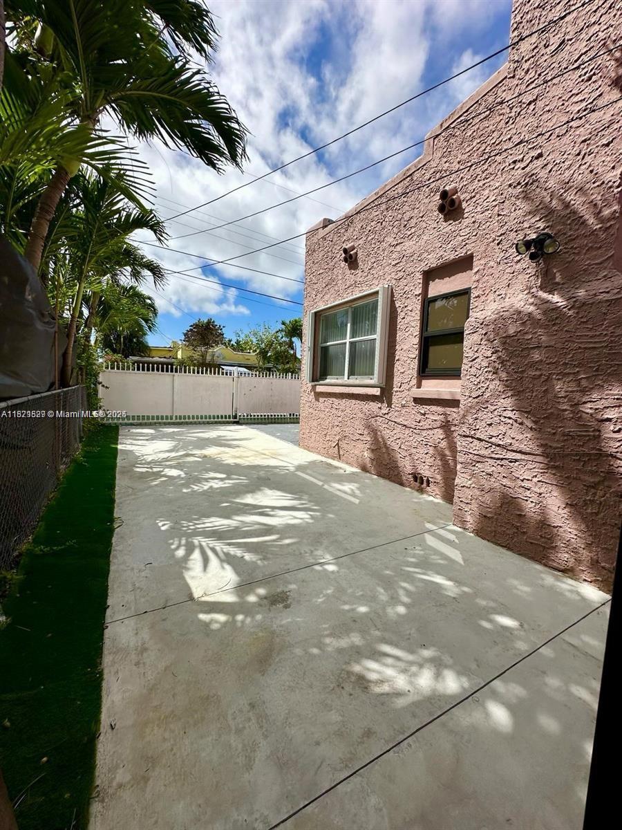 1773 NW 19th St 3-28