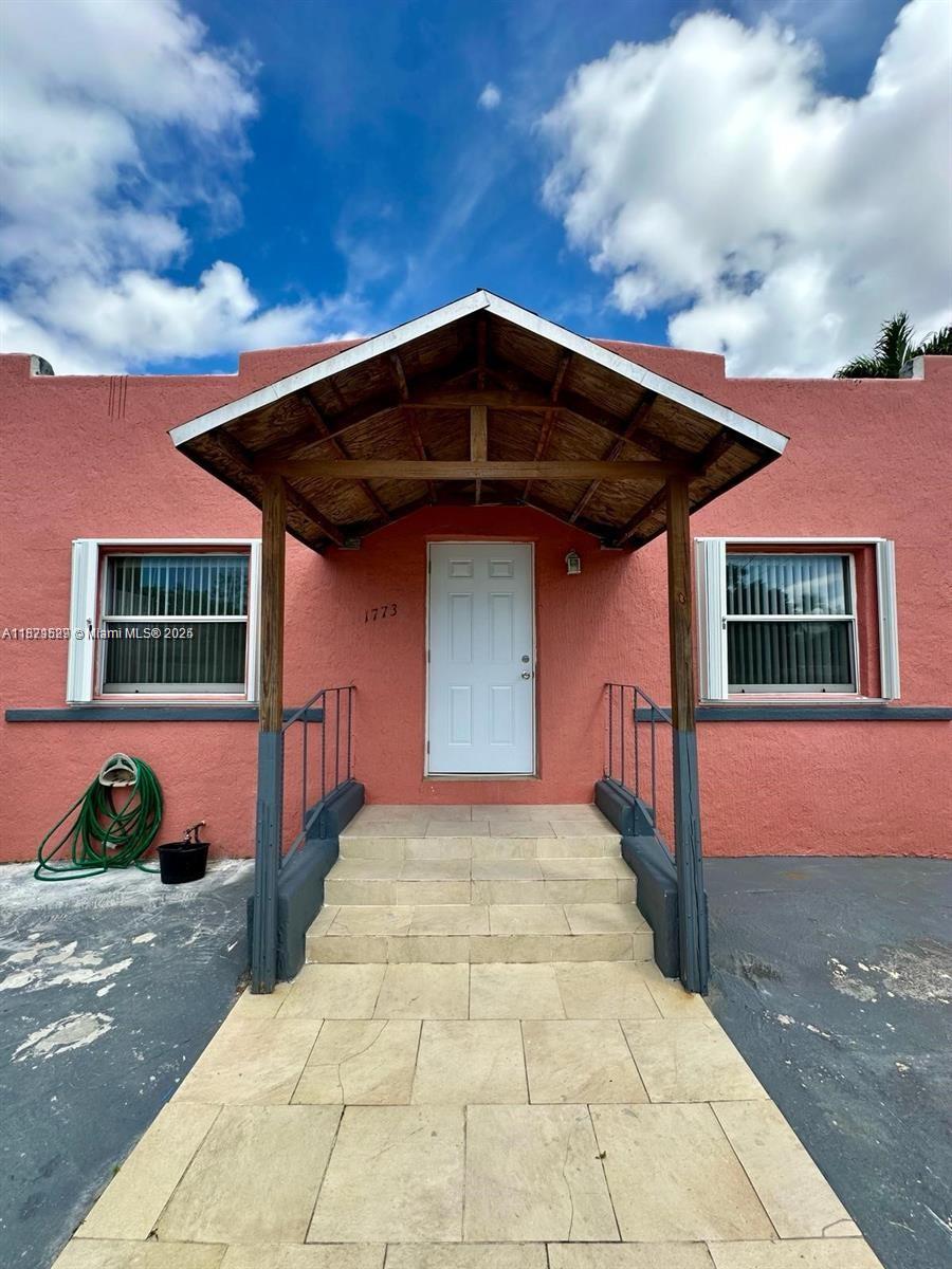 Rental Property at 1773 Nw 19th St 3-28, Miami, Broward County, Florida - Bedrooms: 2 
Bathrooms: 1  - $2,400 MO.