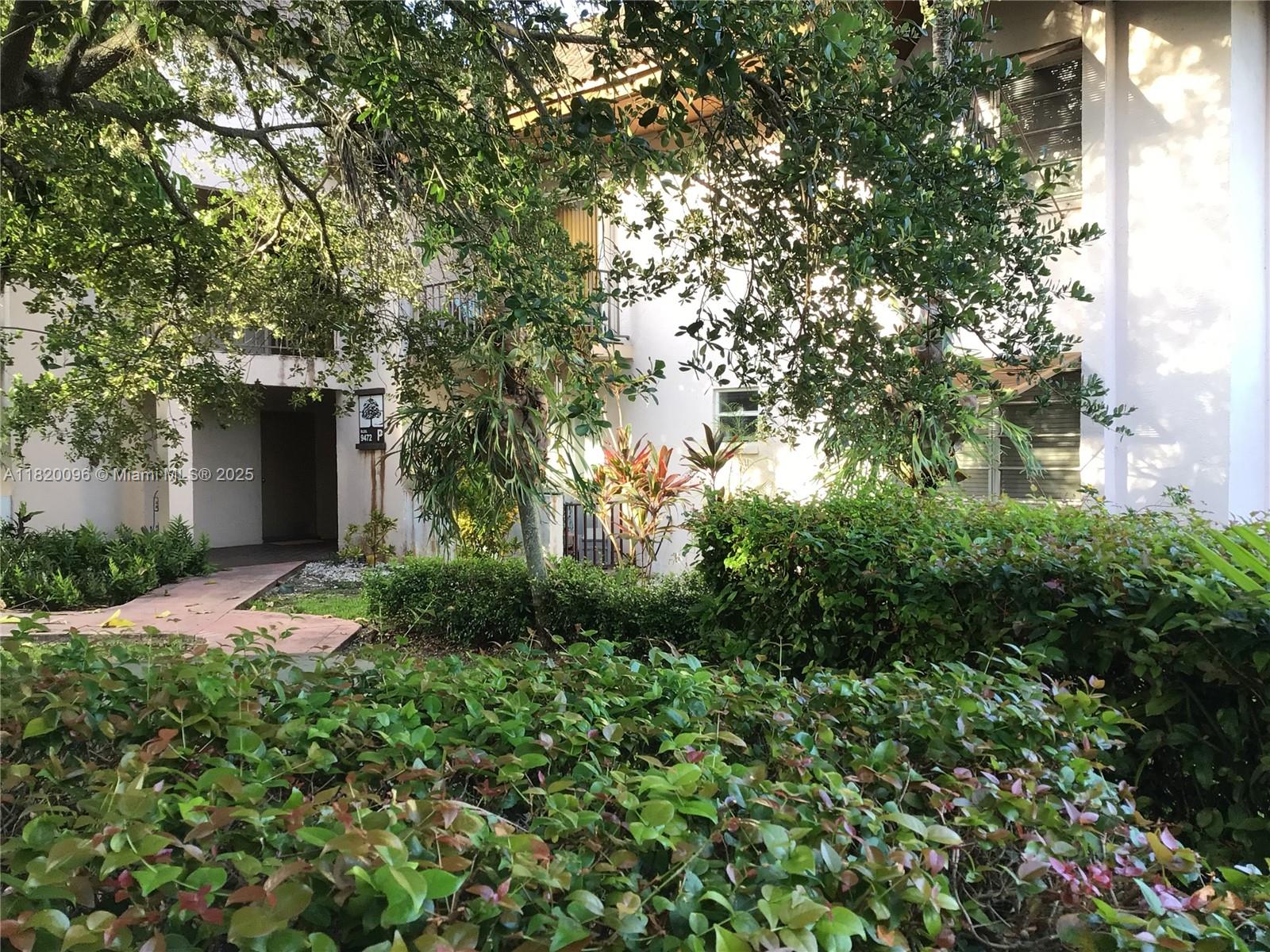 Property for Sale at 9472 Sw 77th Ave P2, Miami, Broward County, Florida - Bedrooms: 2 
Bathrooms: 2  - $350,000