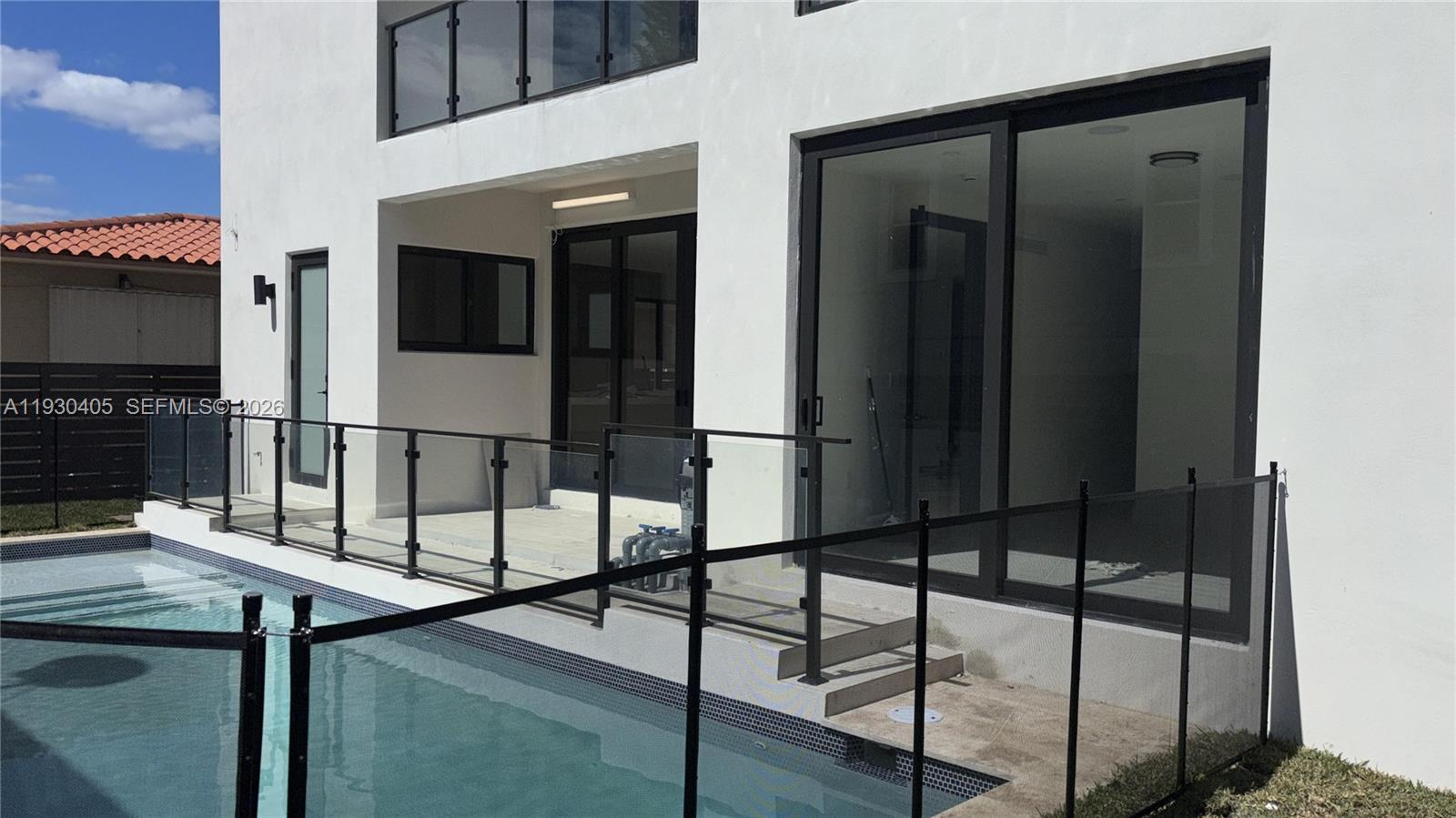 SILVER BELLE - Residential