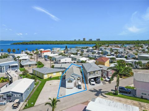 A home in Jensen Beach