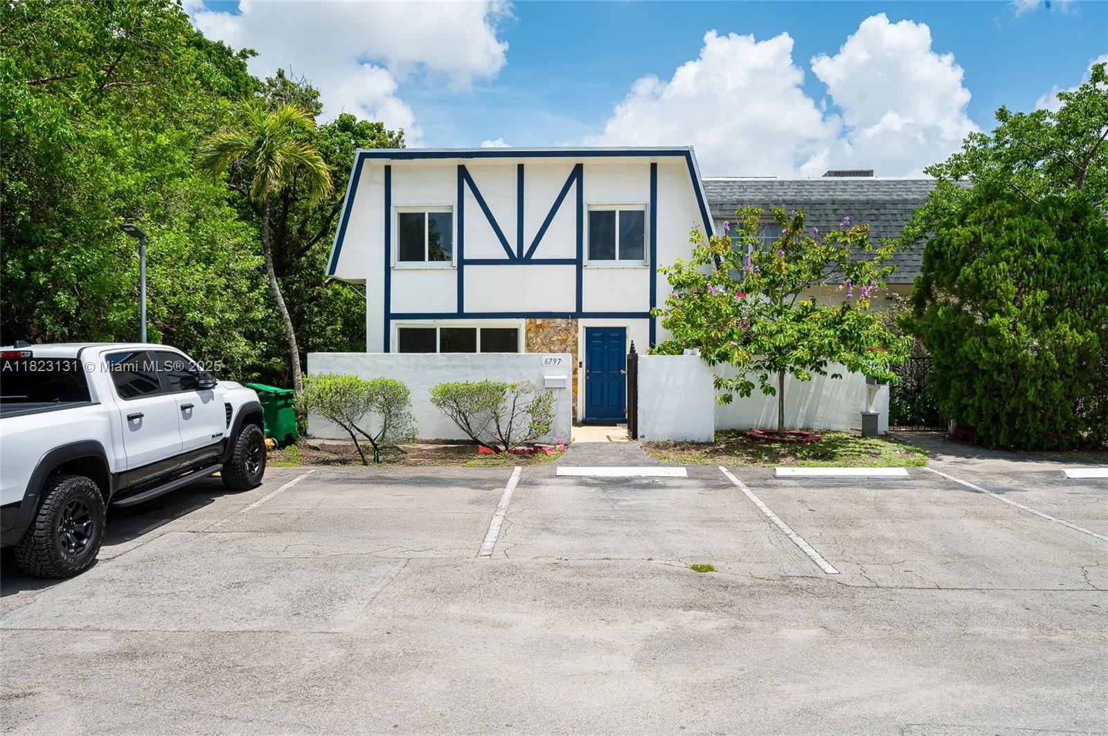 Property for Sale at 6797 Sw 40th St 71, Davie, Broward County, Florida - Bedrooms: 3 
Bathrooms: 3  - $399,000