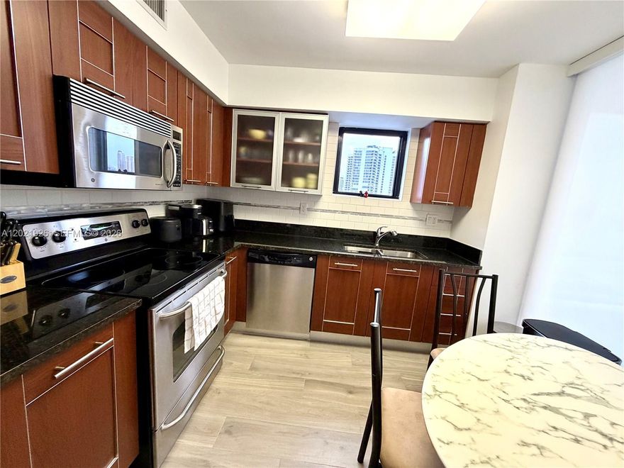 Largest corner unit, 2 bedroom with the den just under $500,000. Bright, open  split layout, amazing intracoastal views from all bedrooms and the kitchen. Investors are welcome, can be rented immediately.