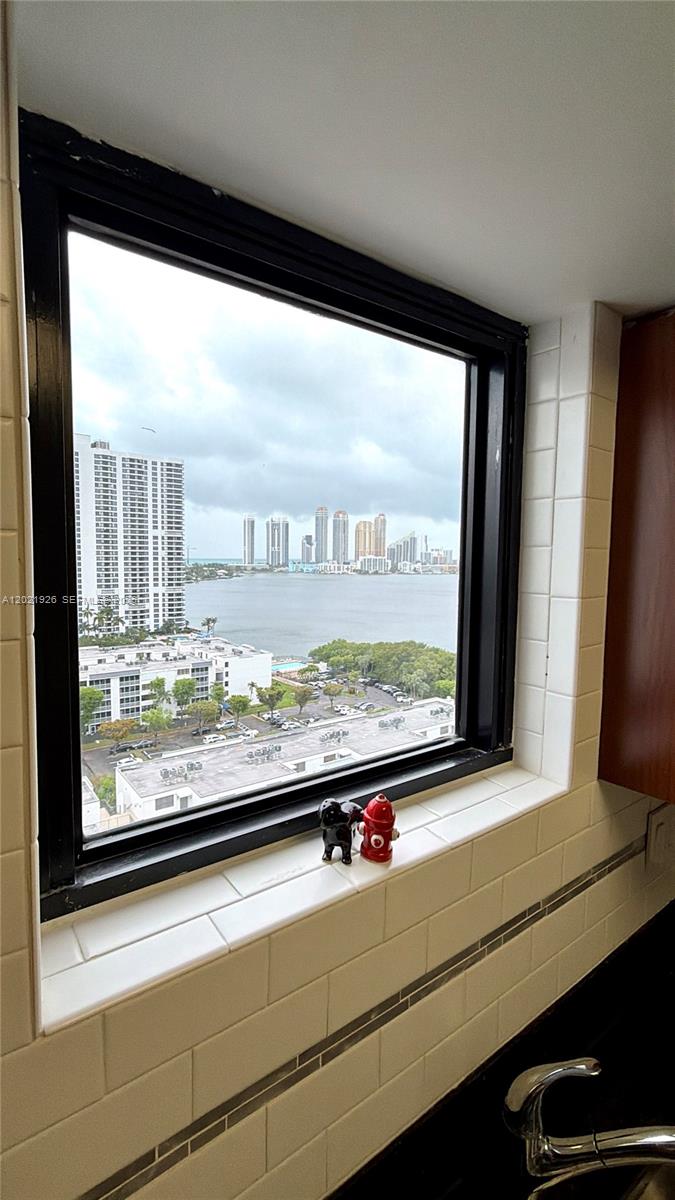 PARC CENTRAL AVENTURA EAS - Residential
