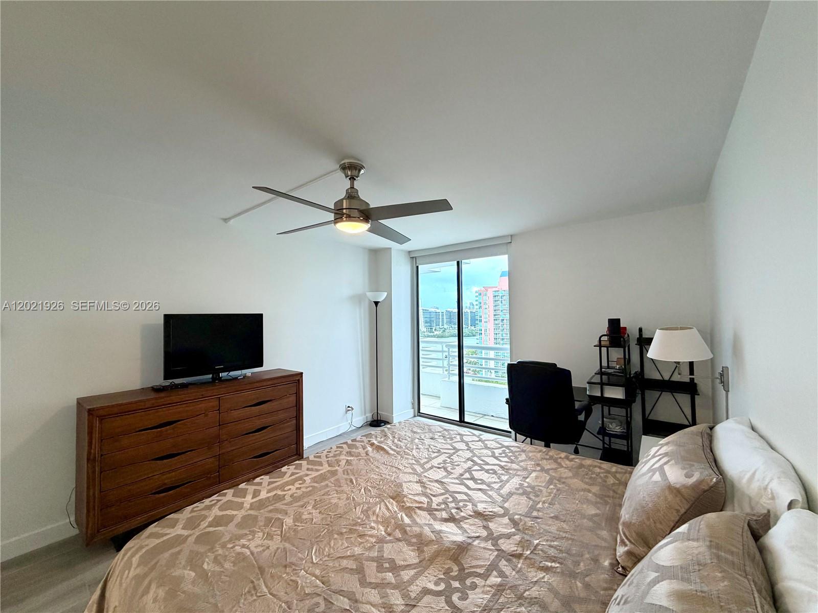 PARC CENTRAL AVENTURA EAS - Residential