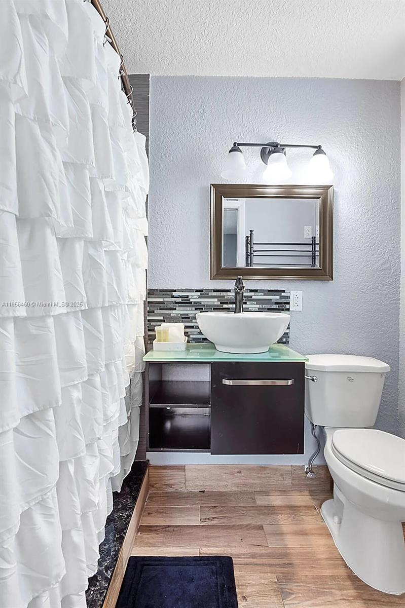 WILTON ESTATES RESUB - Residential