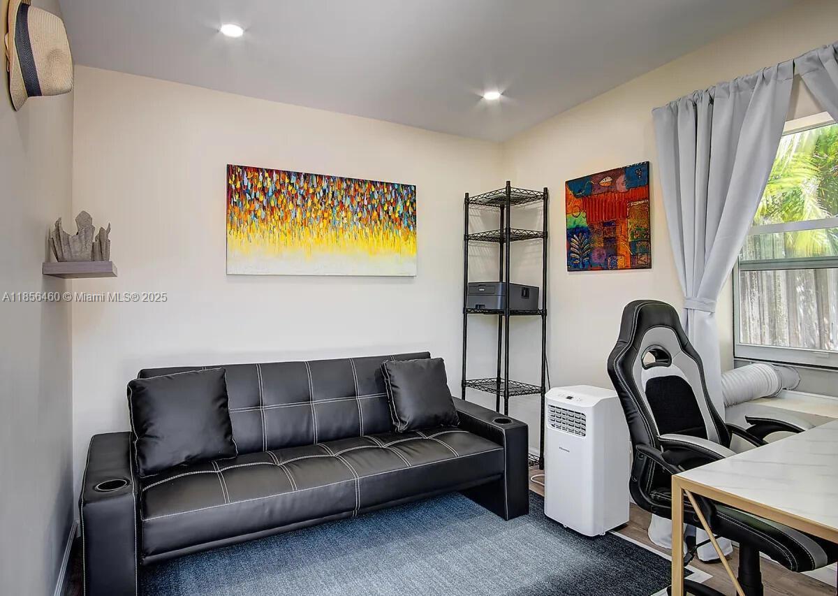 WILTON ESTATES RESUB - Residential