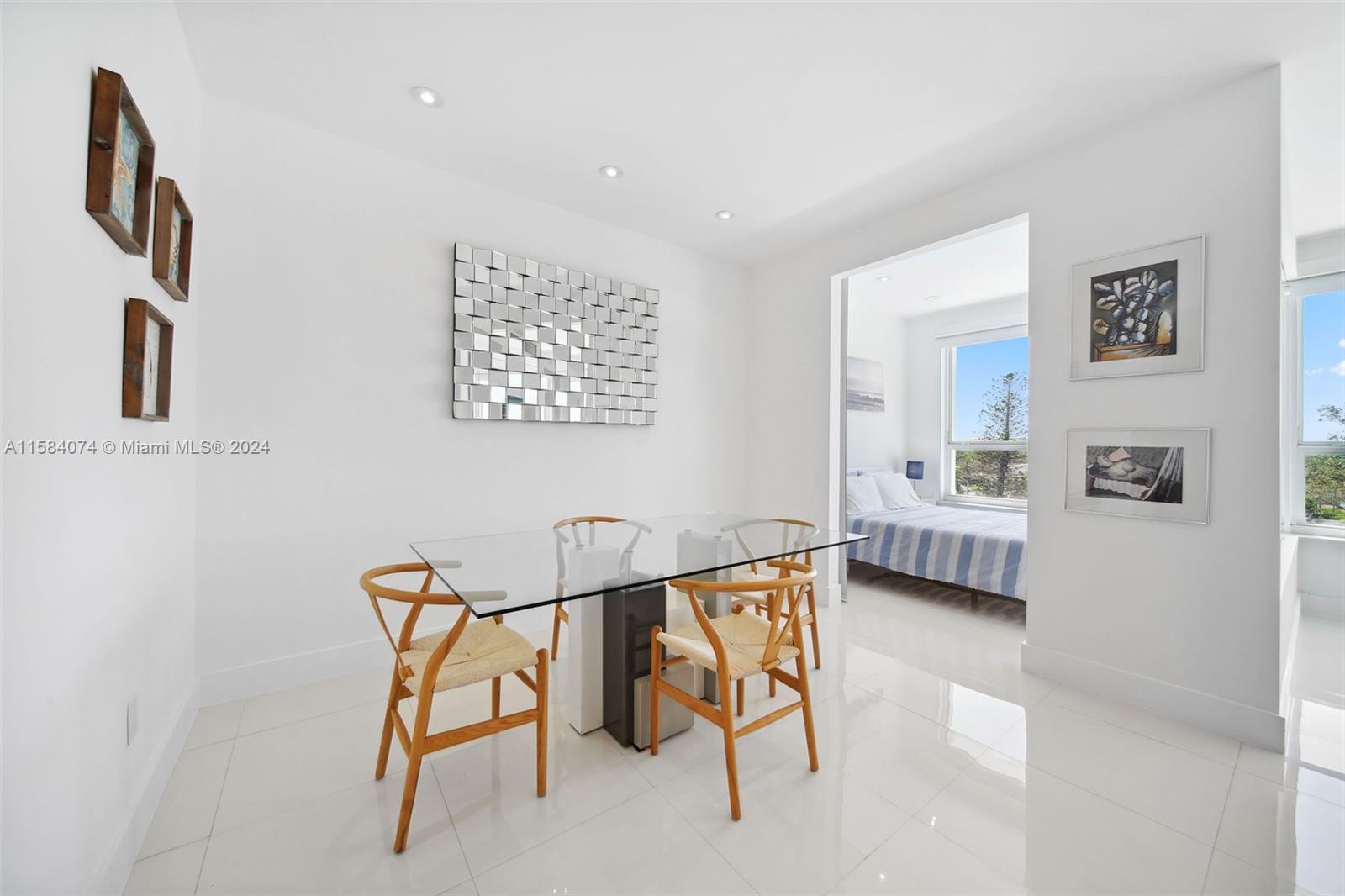 THE EXECUTIVE CONDO - Residential Lease