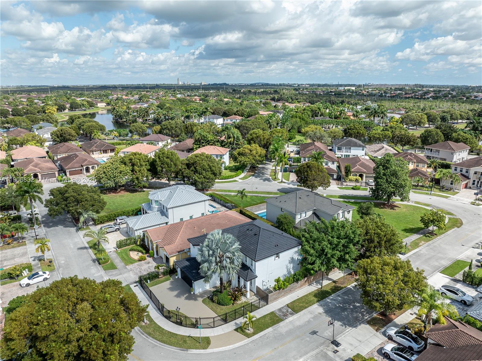 GRAND LAKES PHASE III - Residential