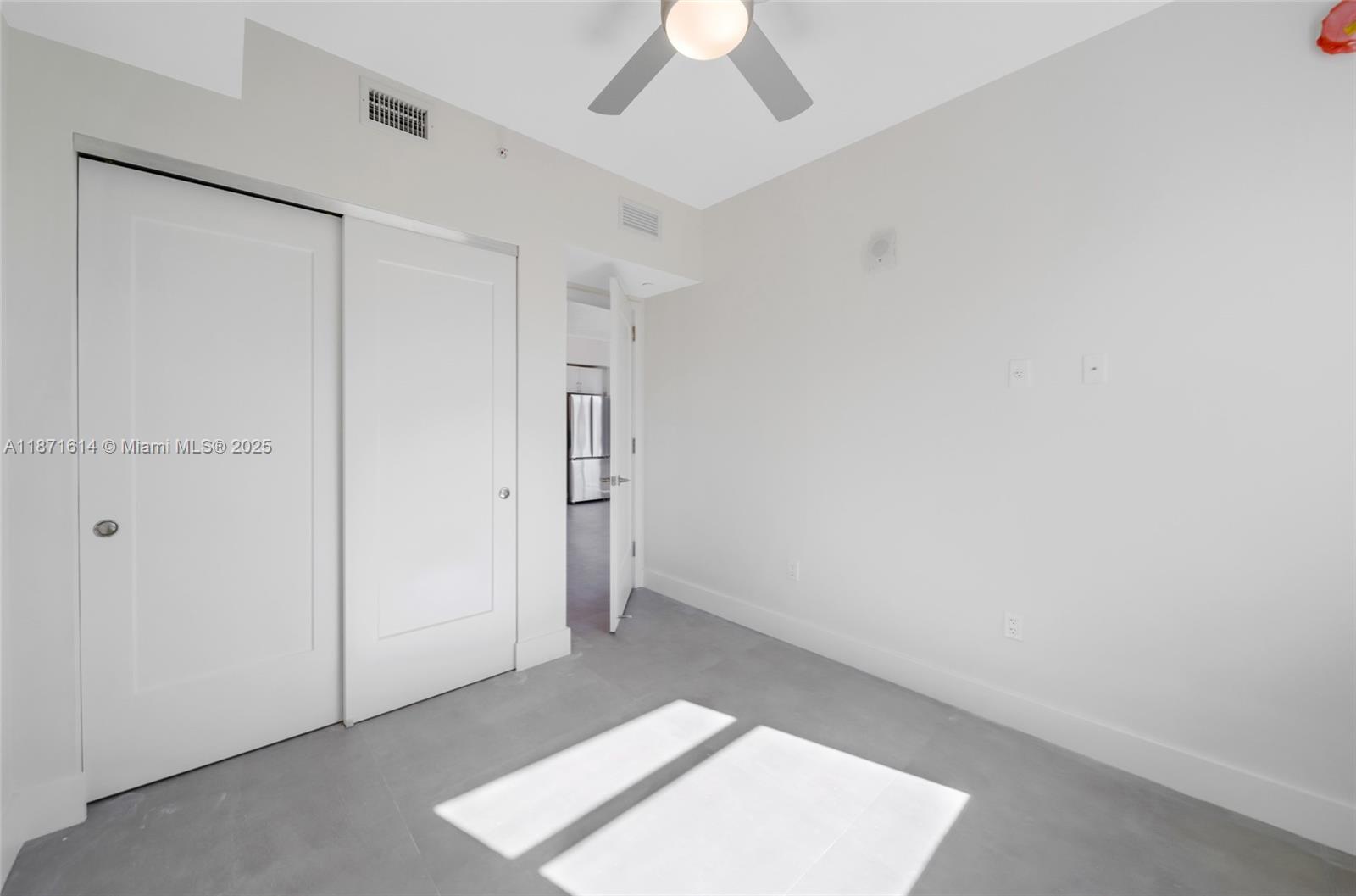 GRAND VIEW PARK - Residential Lease