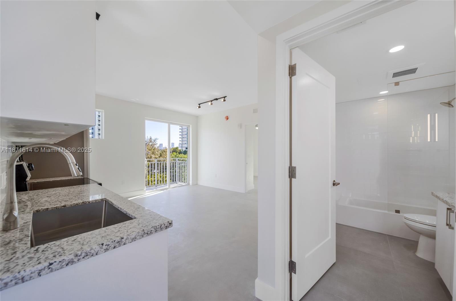 GRAND VIEW PARK - Residential Lease