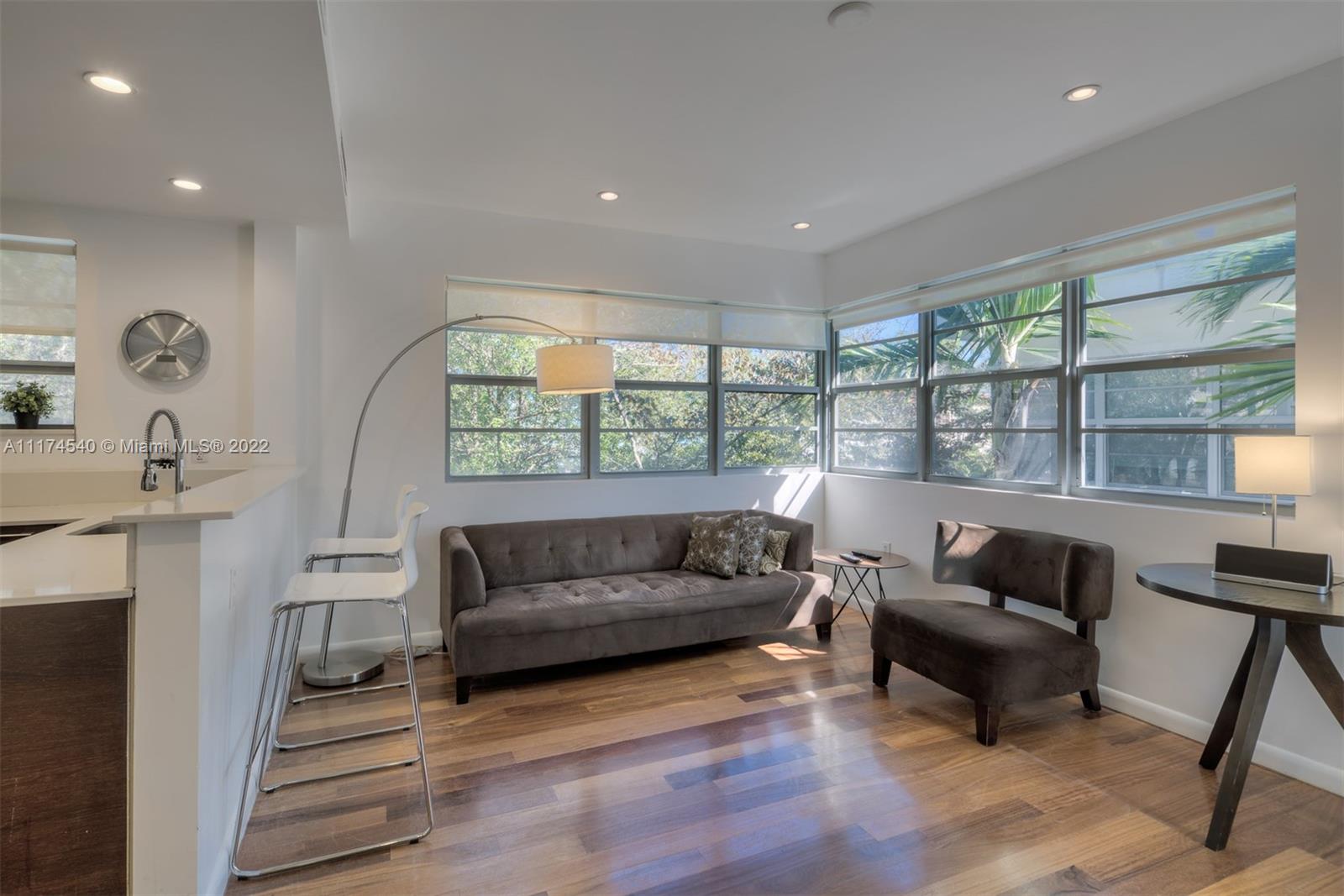 ETRURIA CONDO - Residential Lease