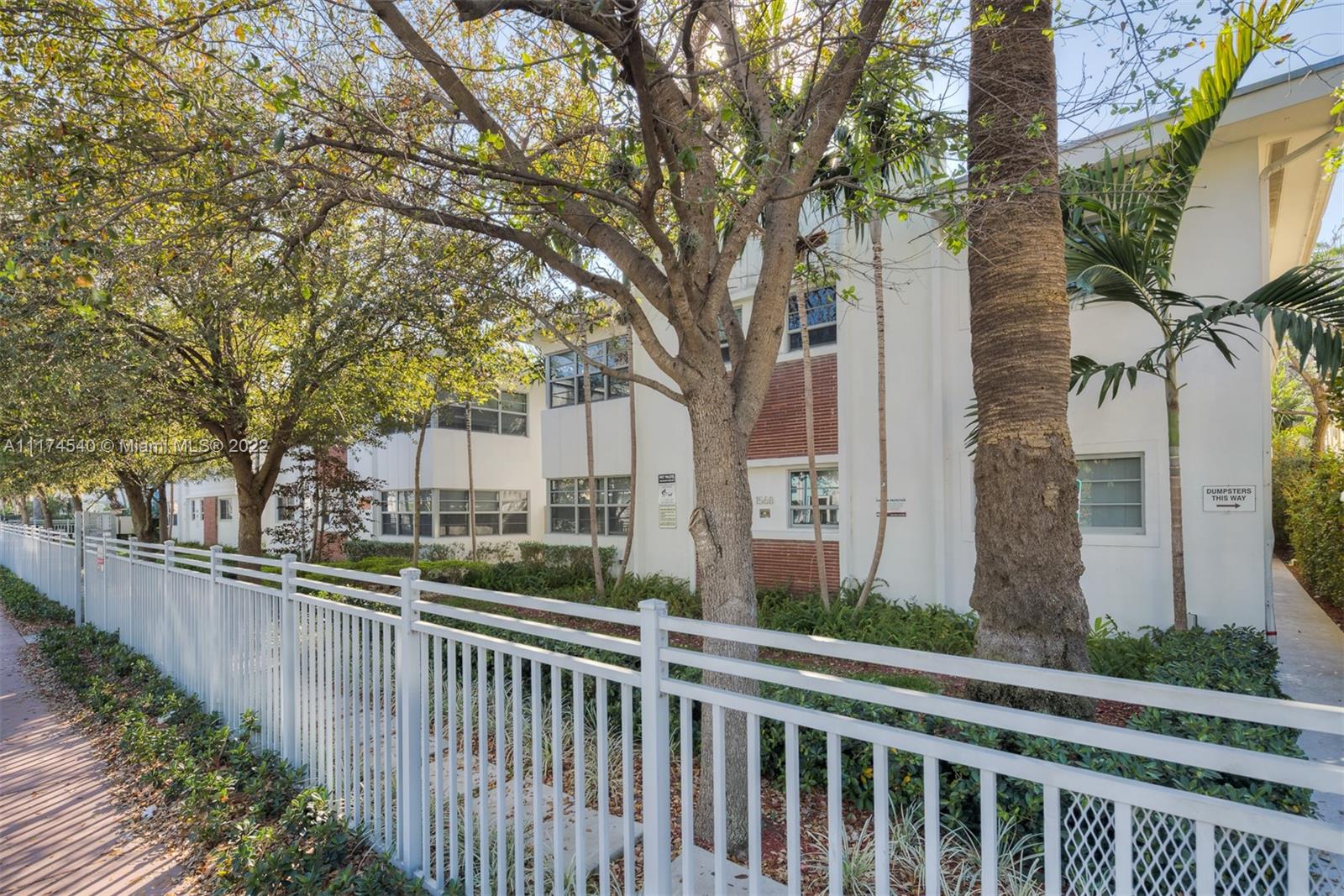 ETRURIA CONDO - Residential Lease