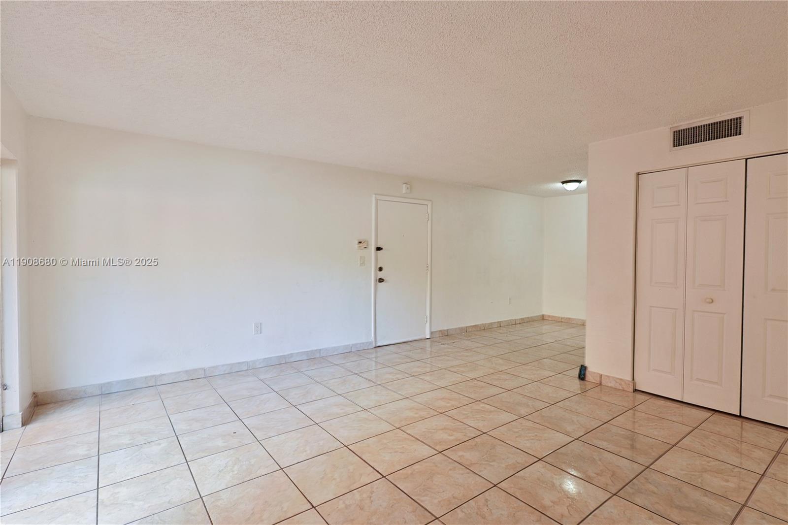 CYPRESS VILLAGE CONDO - Residential Lease