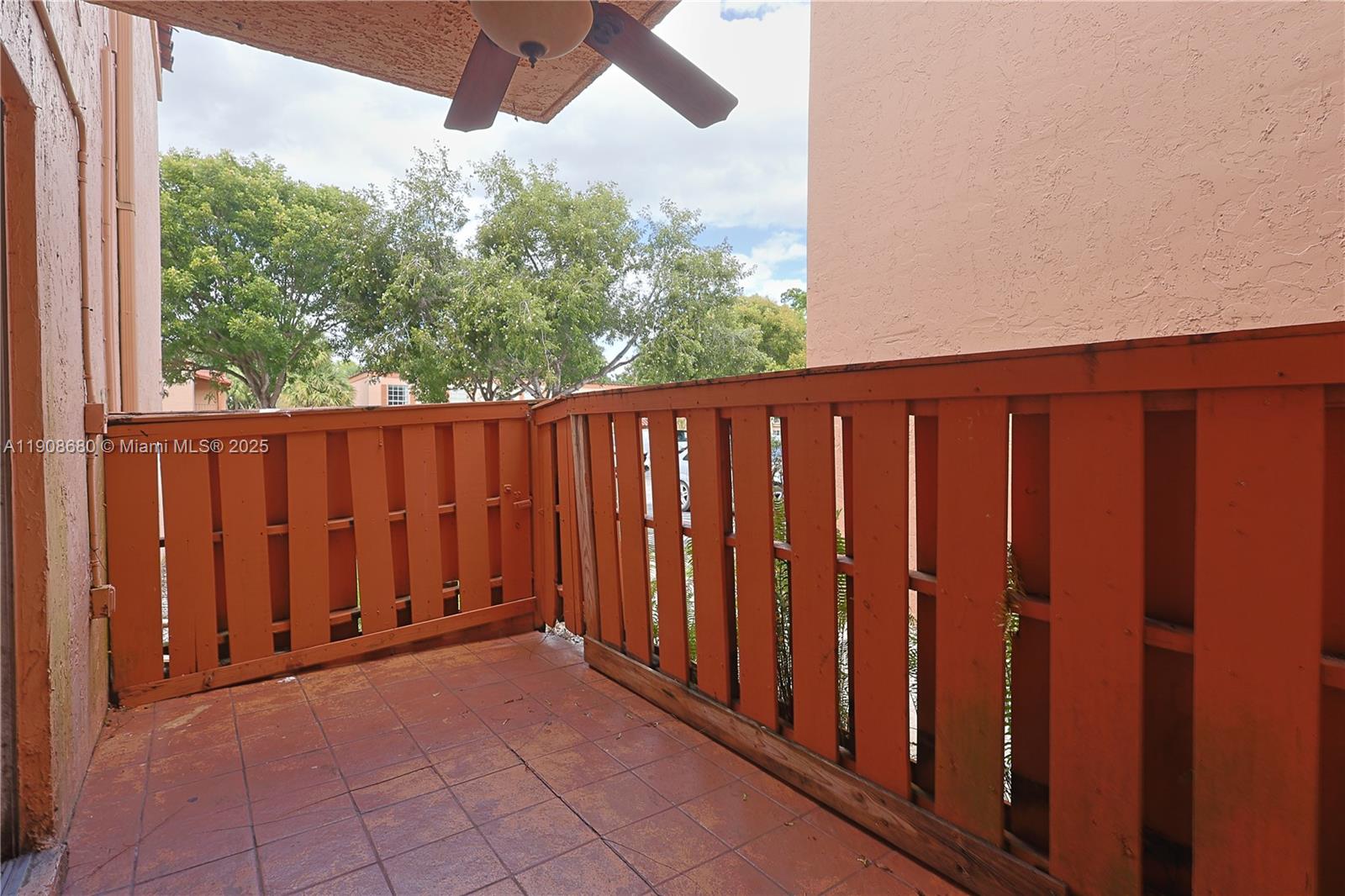 CYPRESS VILLAGE CONDO - Residential Lease