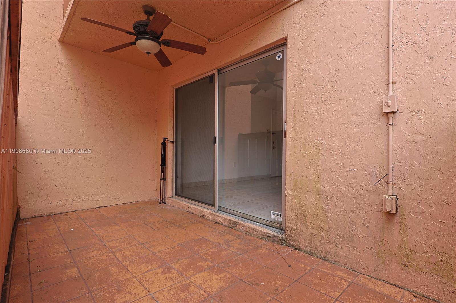 CYPRESS VILLAGE CONDO - Residential Lease