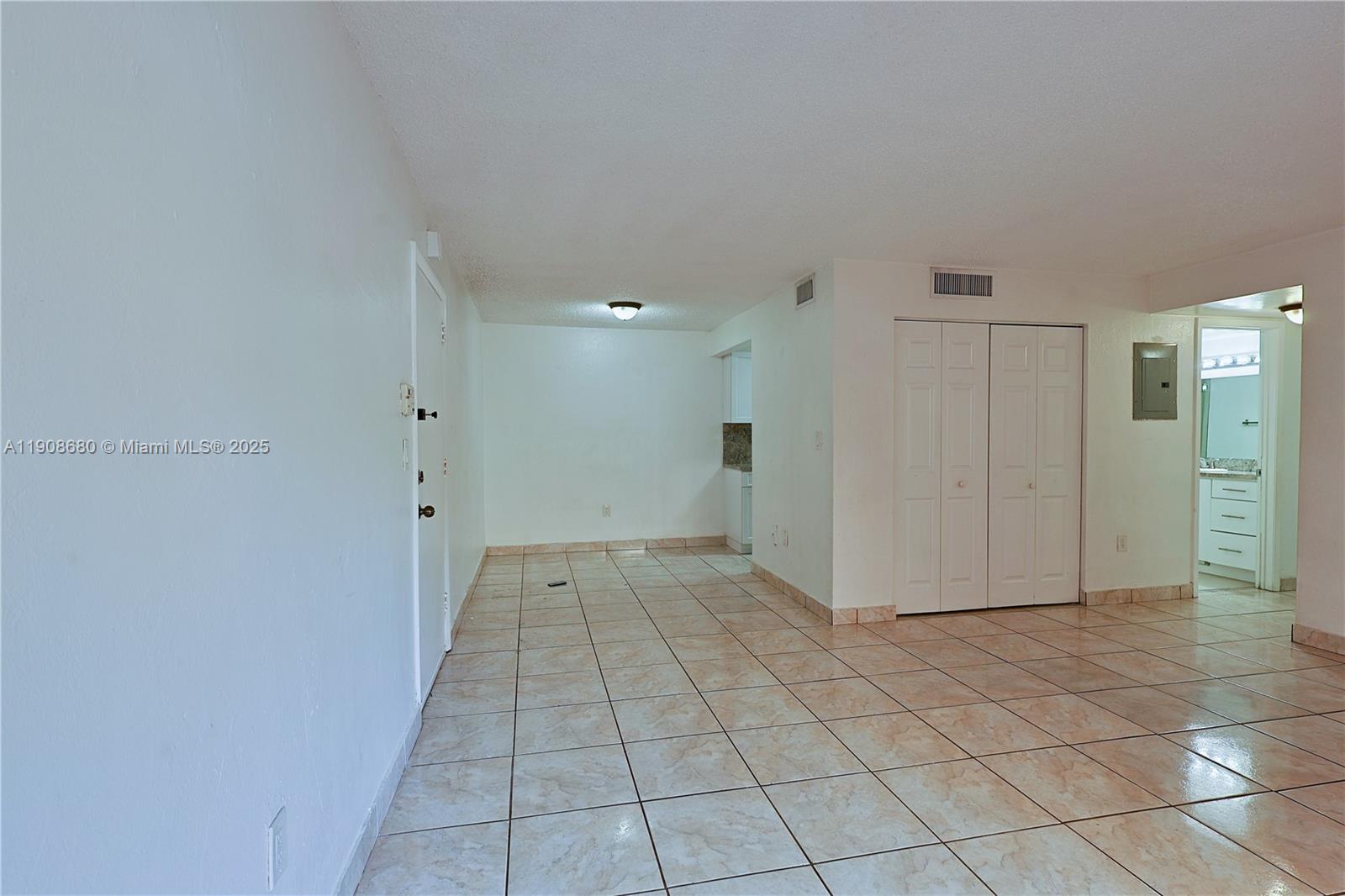 CYPRESS VILLAGE CONDO - Residential Lease