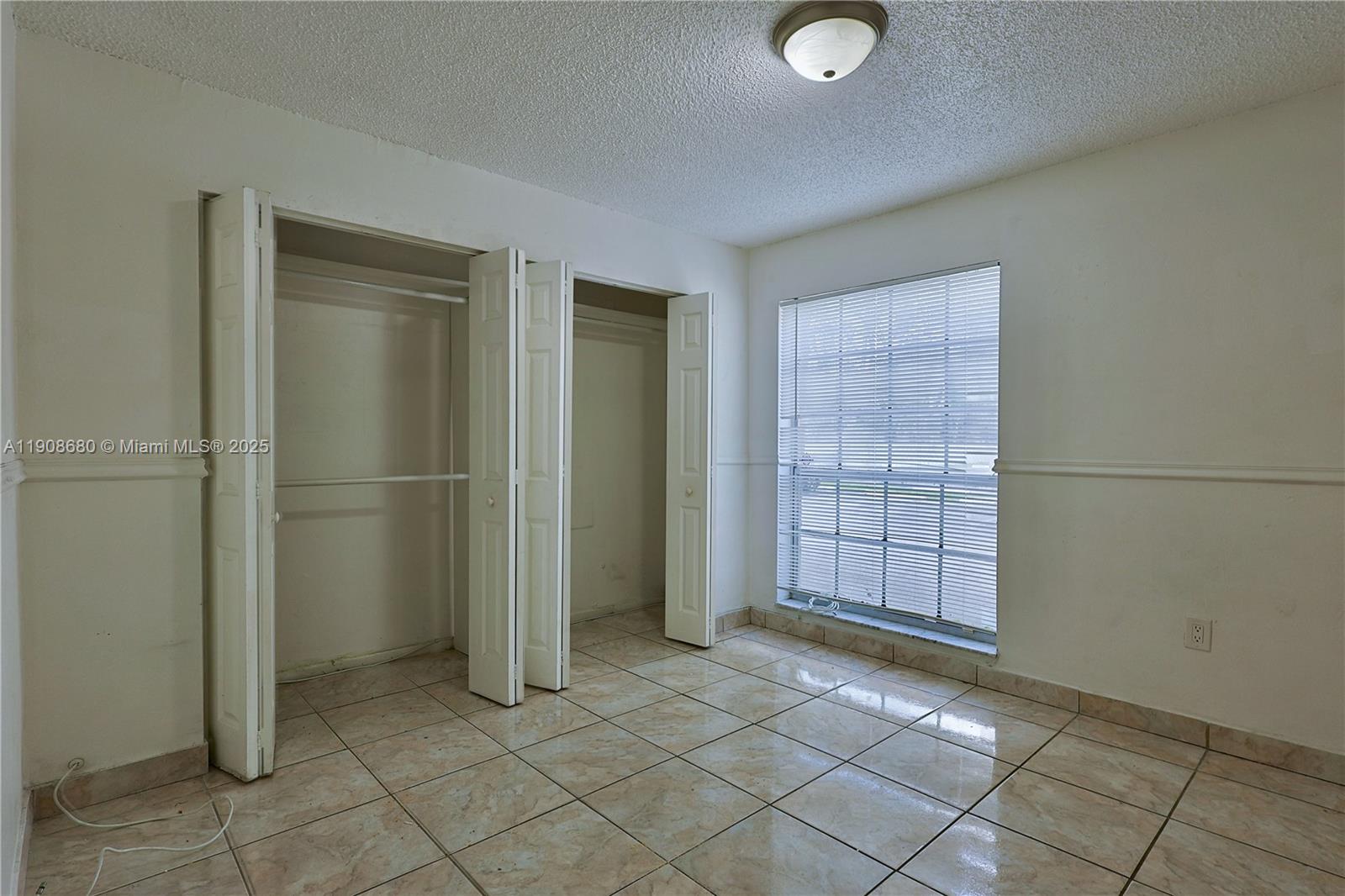 CYPRESS VILLAGE CONDO - Residential Lease