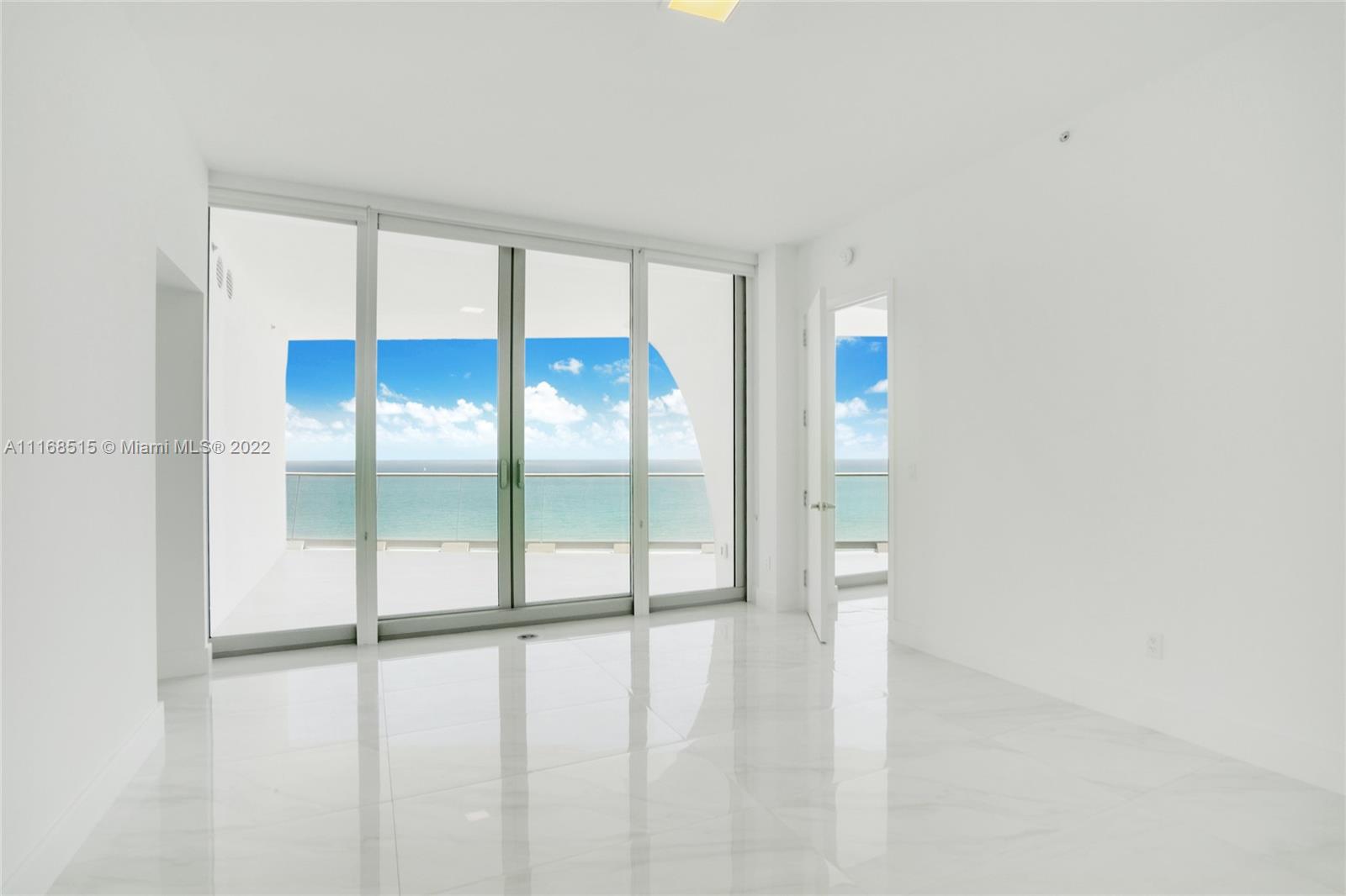 JADE SIGNATURE CONDO - Residential