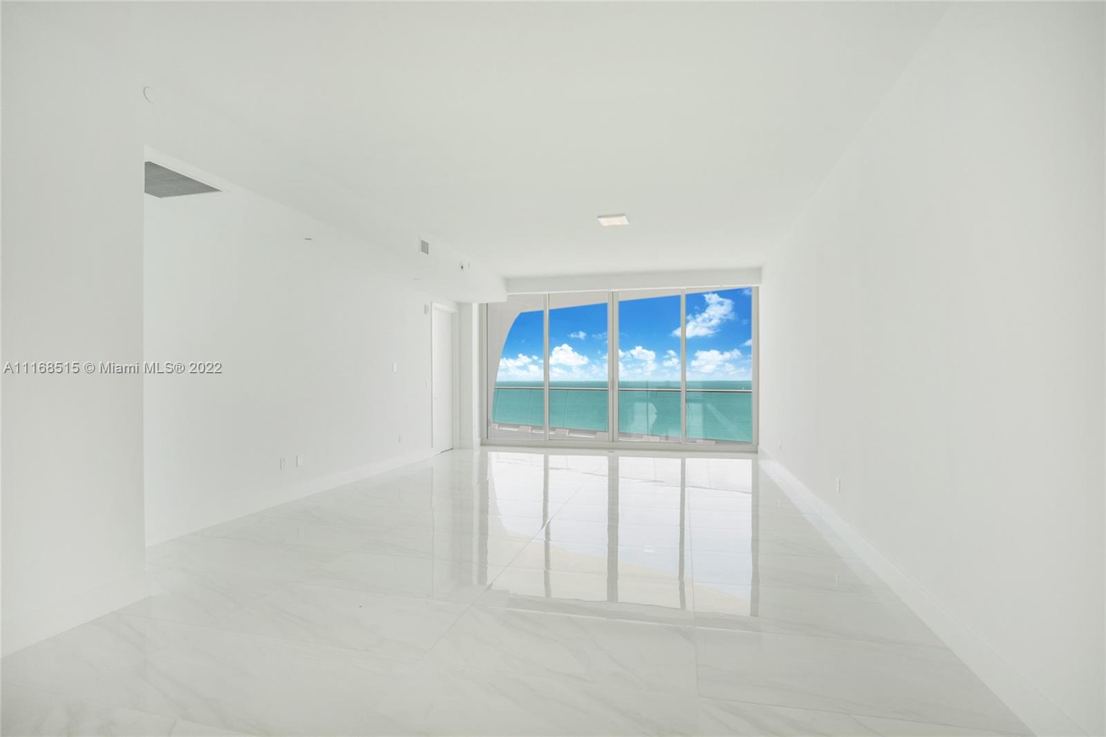 JADE SIGNATURE CONDO - Residential