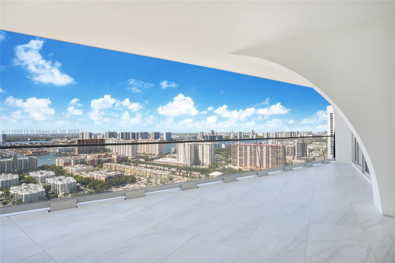 JADE SIGNATURE CONDO - Residential