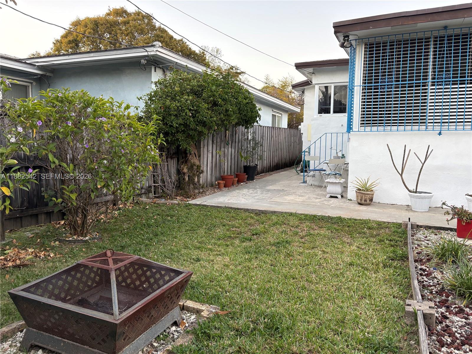 SILVER BLUFF - Residential