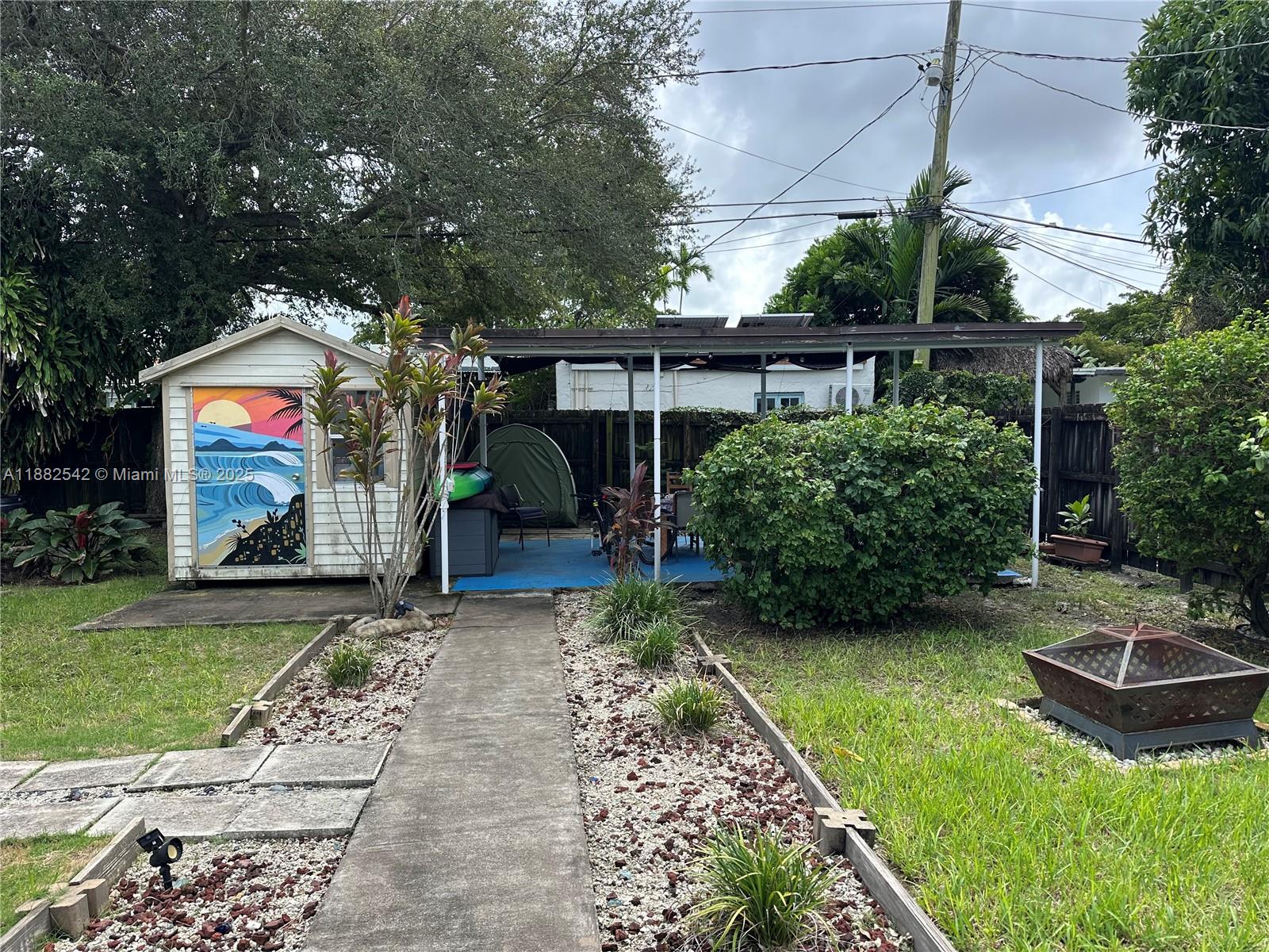SILVER BLUFF - Residential