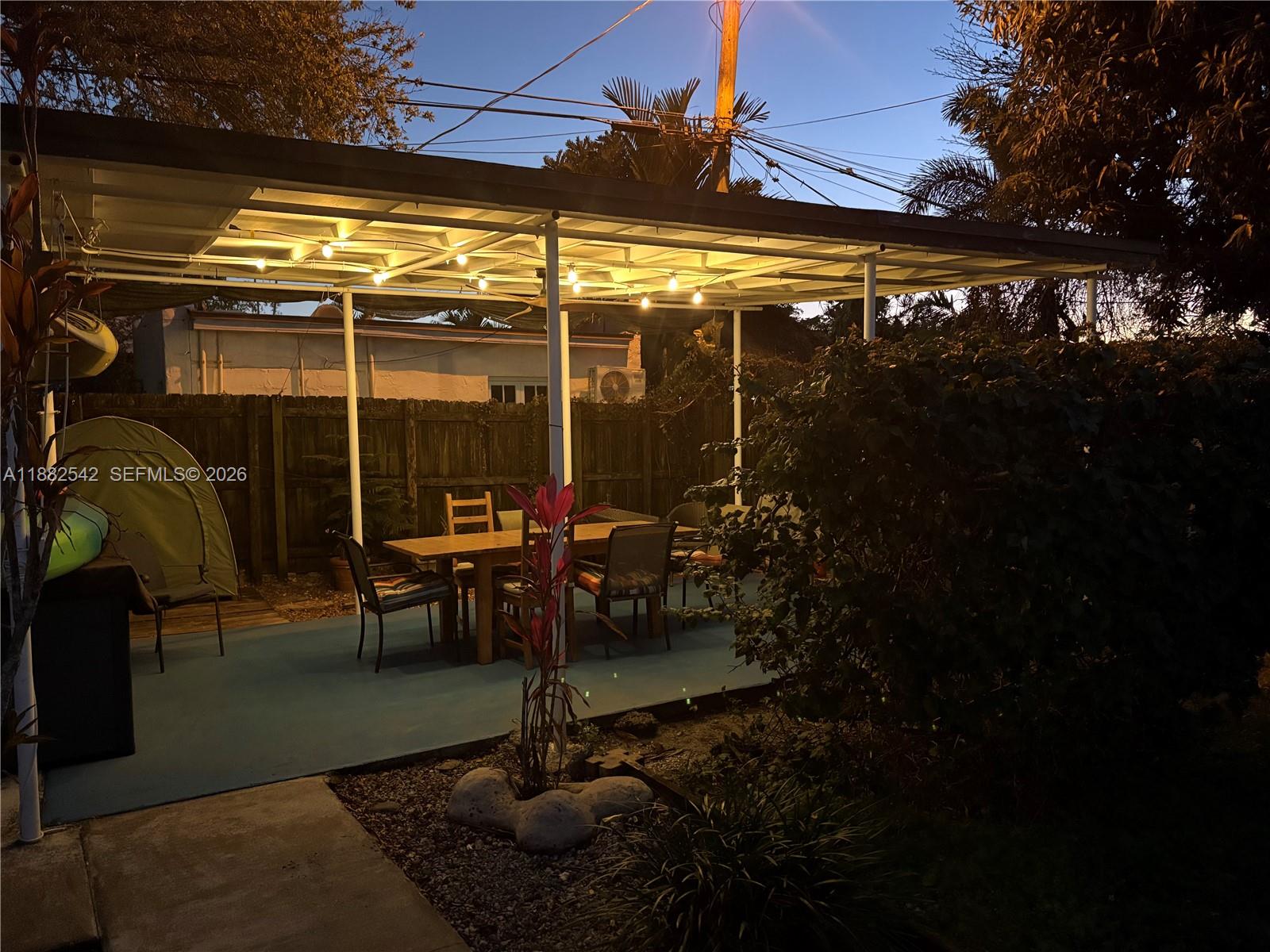 SILVER BLUFF - Residential