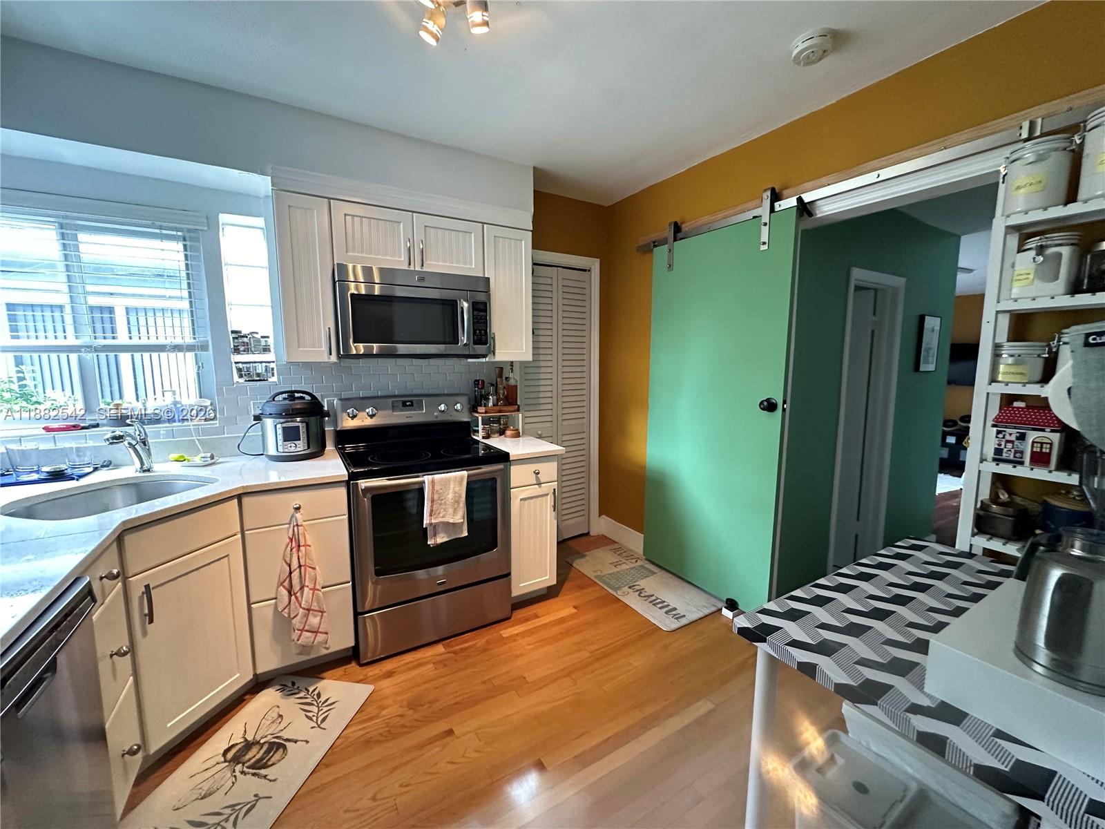 SILVER BLUFF - Residential