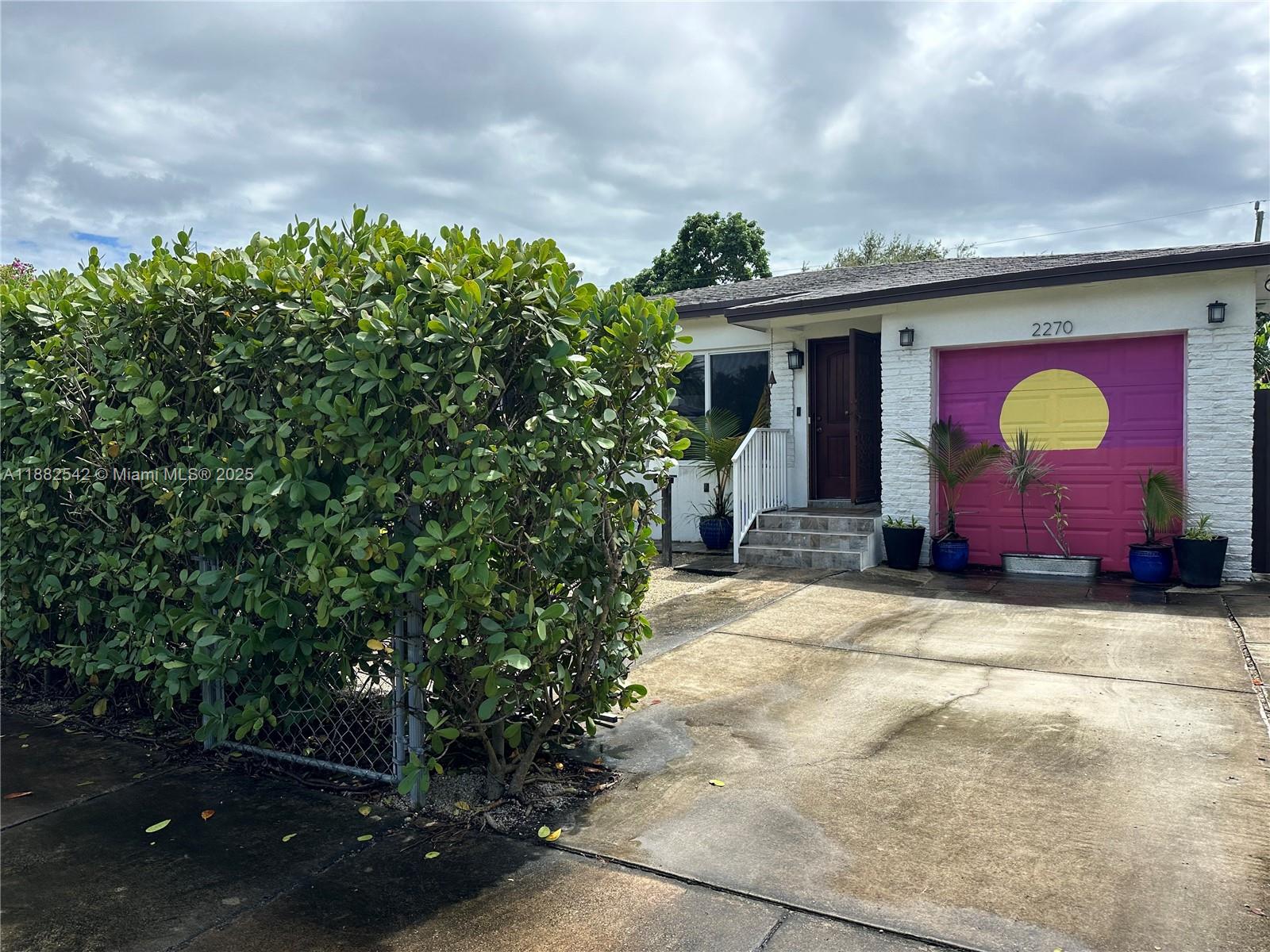 SILVER BLUFF - Residential