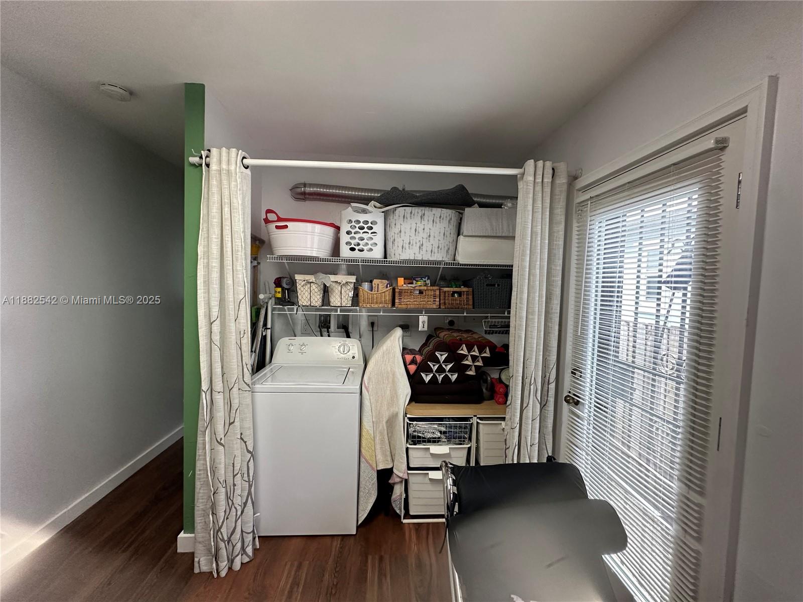 SILVER BLUFF - Residential