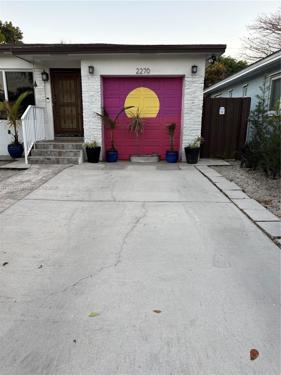 SILVER BLUFF - Residential