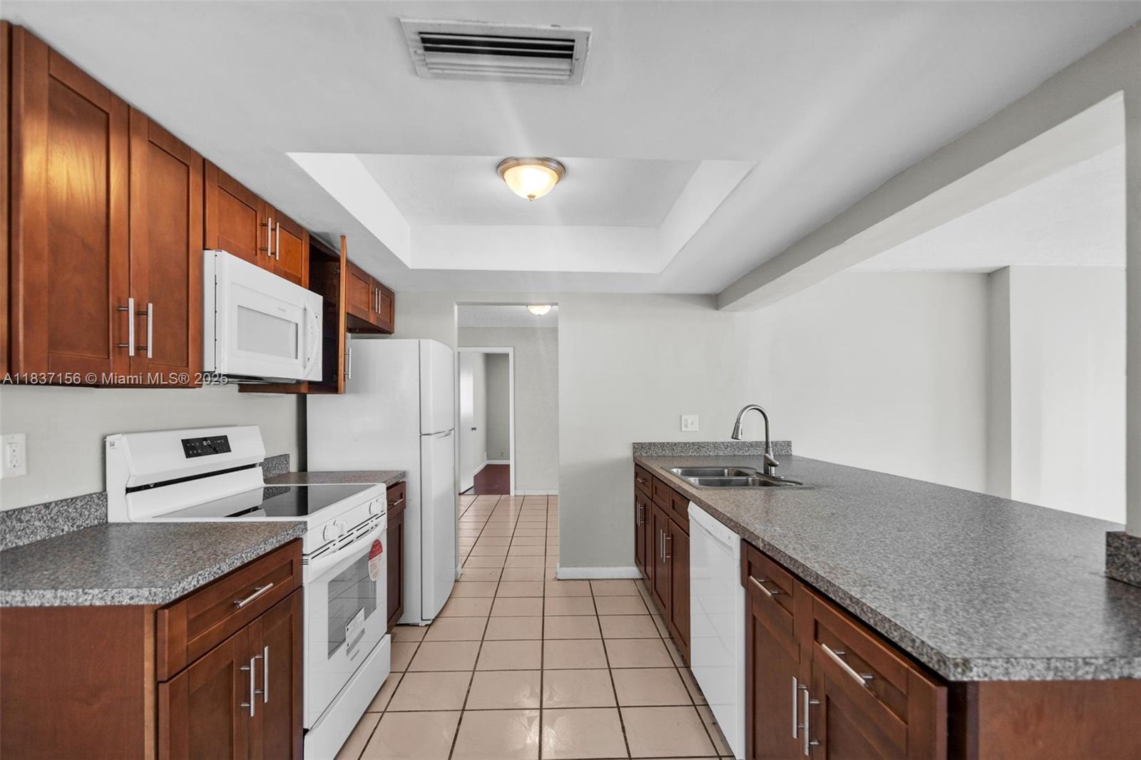 5640 NW 13th Ct