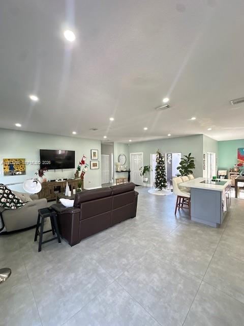 SILVER PALM HOMES - Residential