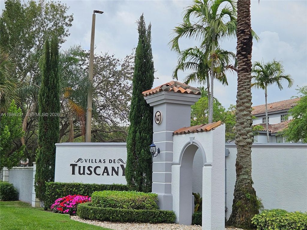 Photo of 751 SW 148th Ave #1012, Sunrise, FL 33325 (MLS # A11986231)