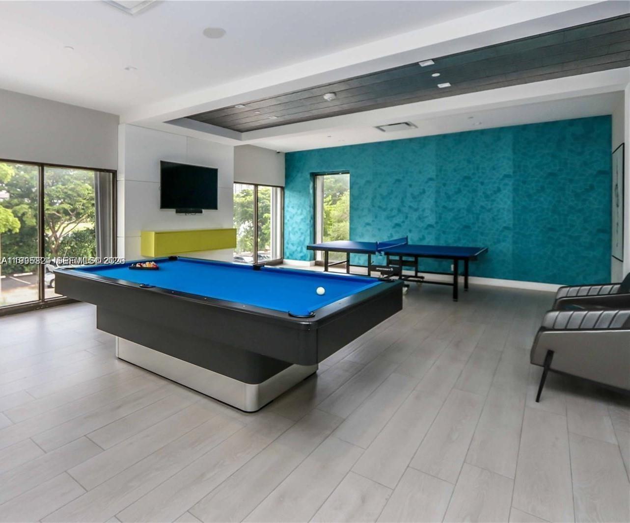 Delvista Towers Condo - Residential