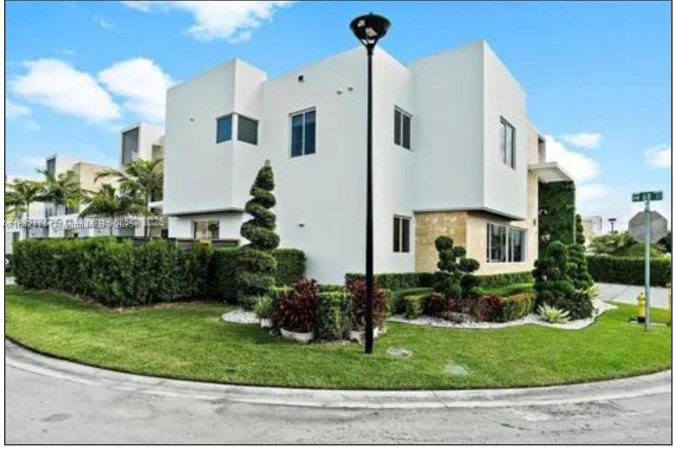 6767 NW 103rd Pl 0