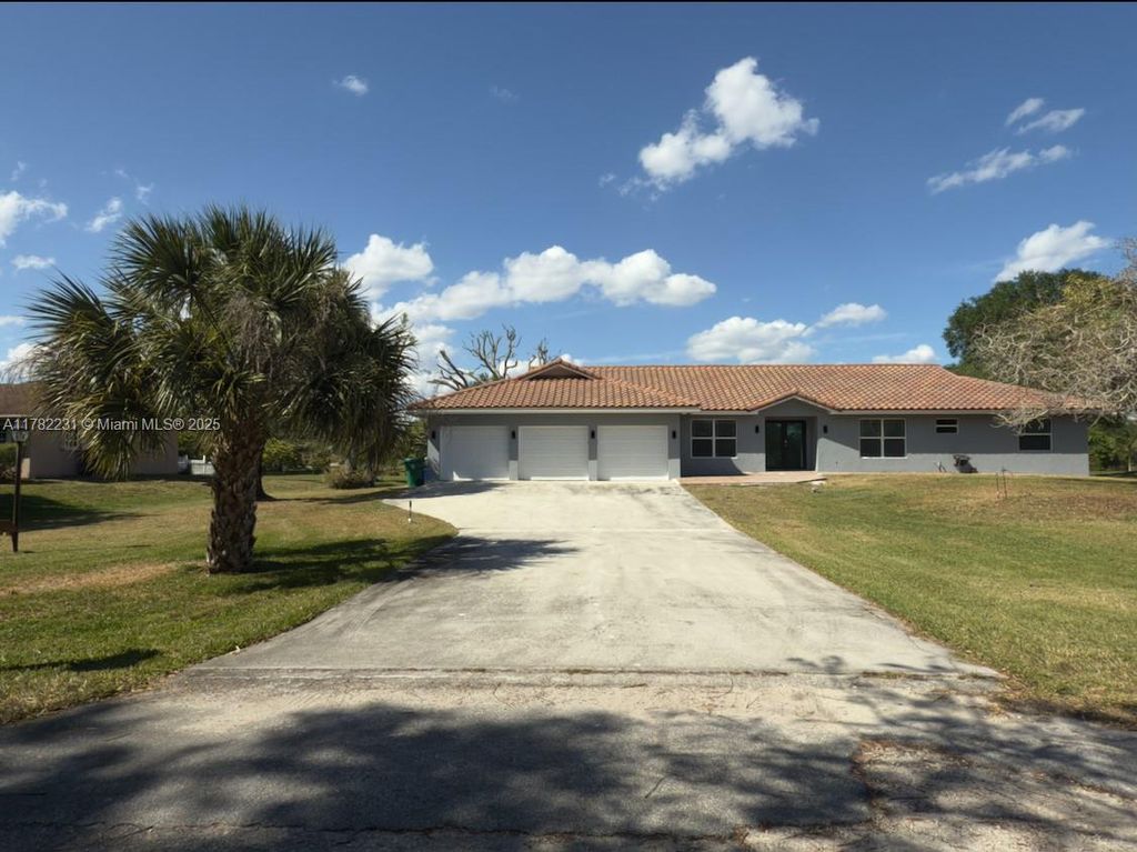 Photo of 16911 SW 66th St, Southwest Ranches, FL 33331 (MLS # A11782231)