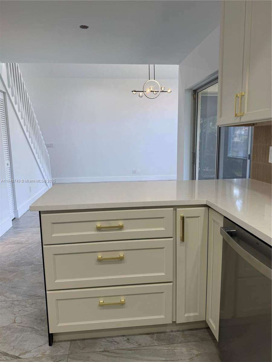 U S LEND LEASE PLAT NO ON - Residential