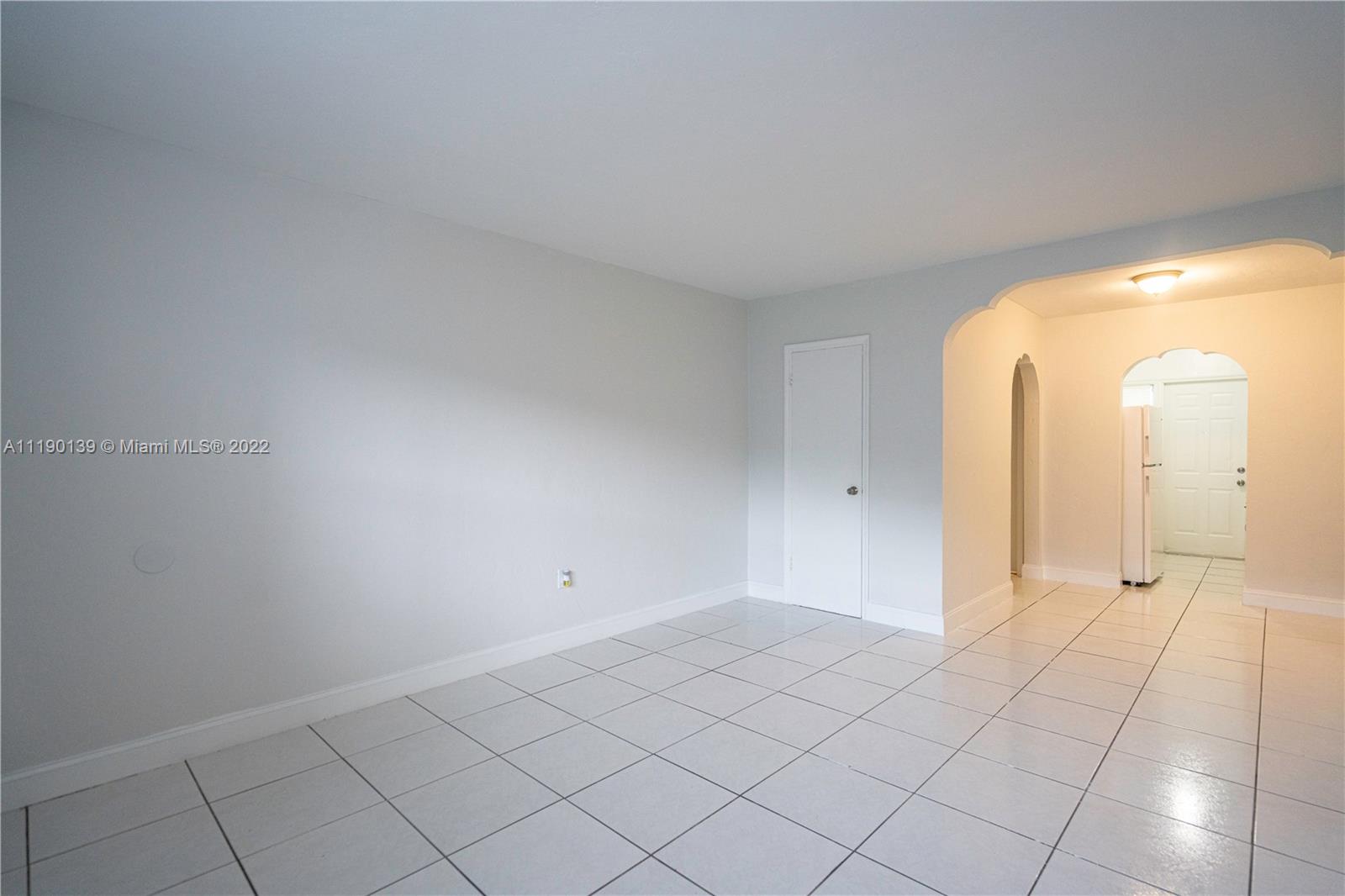 ALTOS DEL MAR NO 3 - Residential Lease