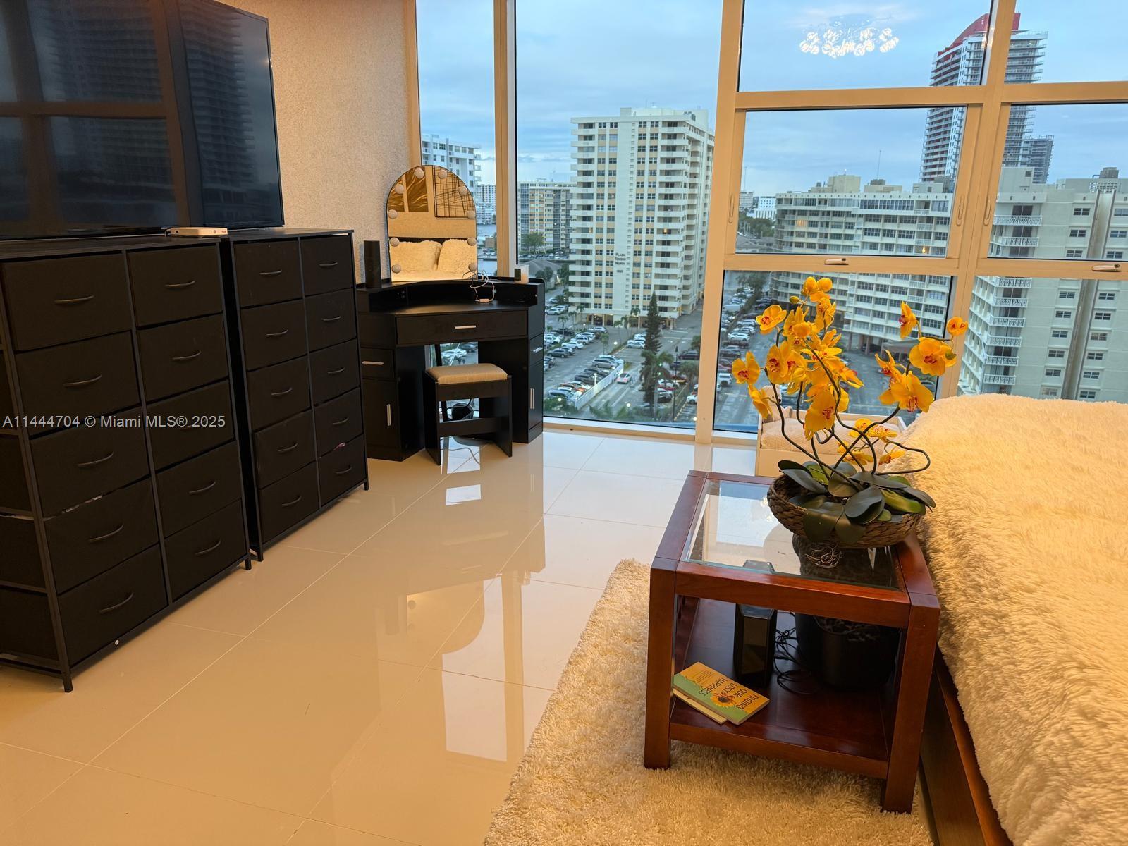 BEACH CLUB TWO CONDO - Residential Lease